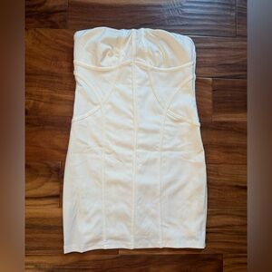 White strapless dress